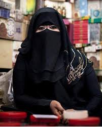 نورا عبسي